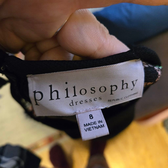 Philosophy size 8 Black Lace Sleeve Back Zip Women's Midi Dress - Picture 4 of 4